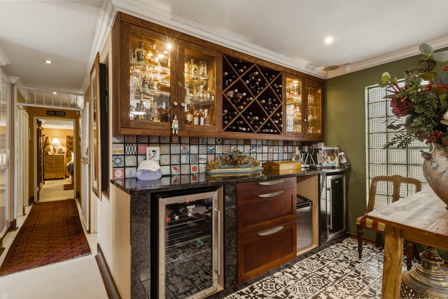 4 Bedroom Property for Sale in Strand South Western Cape